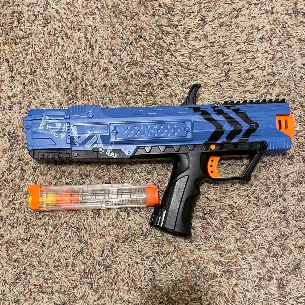 Nerf Rival Apollo xv-700 Blaster